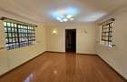 4 Bed House with En Suite in Runda - 2