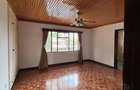 5 Bed House with En Suite in Runda - 10