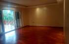5 Bed Townhouse with En Suite in Lavington - 17