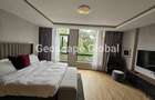 Furnished 2 Bed Apartment with En Suite in Spring Valley - 4