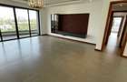 4 Bed Apartment with En Suite in Riverside - 4