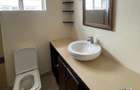 4 Bed House with En Suite in Lavington - 4