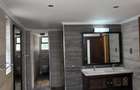 5 Bed Townhouse with En Suite in Lavington - 12