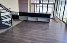 4 Bed House with En Suite in Membley - 5