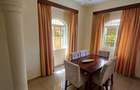 Serviced 2 Bed Apartment with En Suite at Links Road - 10