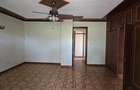 5 Bed House with En Suite in Runda - 12