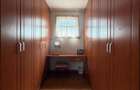 4 Bed Townhouse with En Suite in Lavington - 15