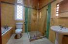 5 Bed Villa with En Suite at Lone Tree - 15