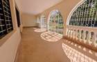 4 Bed House with En Suite at 3Rd Avenue - 5