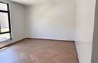 6 Bed Townhouse with En Suite in Lavington - 2
