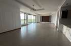 3 Bed Apartment with En Suite in Riverside - 4