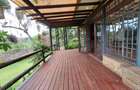 5 Bed House with En Suite at Lake View - 14