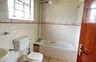 4 Bed Townhouse with En Suite at Galleria - 10