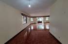 5 Bed Townhouse with En Suite in Kilimani - 12