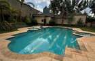 6 Bed Villa with En Suite in Nyari - 17