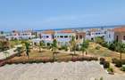 Serviced 3 Bed Apartment with En Suite at Sultan Palace - 20