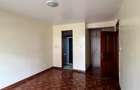 5 Bed Townhouse with En Suite in Lavington - 6