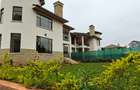 4 Bed House with En Suite at Nyari - 2