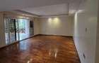 5 Bed Townhouse with En Suite in Lavington - 5