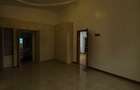 4 Bed Townhouse with En Suite at Riverside Drive - 17