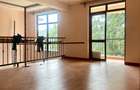 4 Bed House with En Suite in Rosslyn - 4