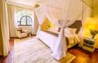 4 Bed Townhouse with En Suite in Riverside - 9
