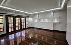 5 Bed House with En Suite in Runda - 8