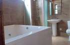 5 Bed Townhouse with En Suite in Lavington - 8
