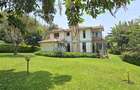 4 Bed Townhouse with En Suite at Rossylin - 1