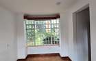 4 Bed Townhouse with En Suite at Rosslyn Garden - 7
