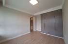 2 Bed Apartment with En Suite at Windsor - 8