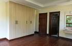 5 Bed Townhouse with En Suite in Spring Valley - 11