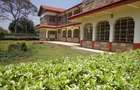 6 Bed House with En Suite in Nyari - 6