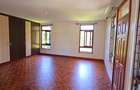5 Bed Townhouse with En Suite at Lavington Green - 18