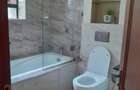 3 Bed Apartment with En Suite at Riverside Gardens - 10