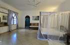 Serviced 3 Bed Apartment with En Suite at La-Marina - 6