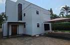 5 Bed Townhouse with En Suite at Lavington Green - 2