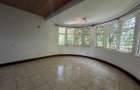 5 Bed Townhouse with En Suite in Rosslyn - 19