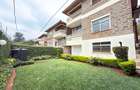 4 Bed Townhouse with En Suite at Lavington - 1