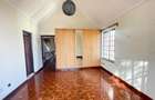 5 Bed Townhouse with En Suite in Lavington - 7