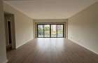 2 Bed Apartment with En Suite in Riverside - 2