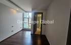 3 Bed Apartment with En Suite in Spring Valley - 2