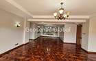 4 Bed Apartment with En Suite in Riverside - 5