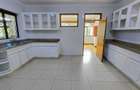 6 Bed House with En Suite in Nyari - 6