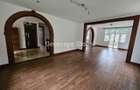 5 Bed House with En Suite in Rosslyn - 4
