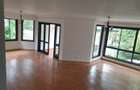 4 Bed House with En Suite in Spring Valley - 4