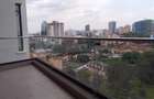 3 Bed Apartment with En Suite in Riverside - 2