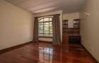3 Bed Apartment with En Suite at Riverside Drive - 14