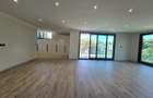 6 Bed Villa with En Suite in Lavington - 6