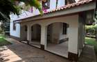 4 Bed Townhouse with En Suite in Lavington - 17